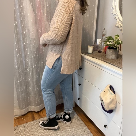 H&M beige knit sweater - Picture 3 of 4